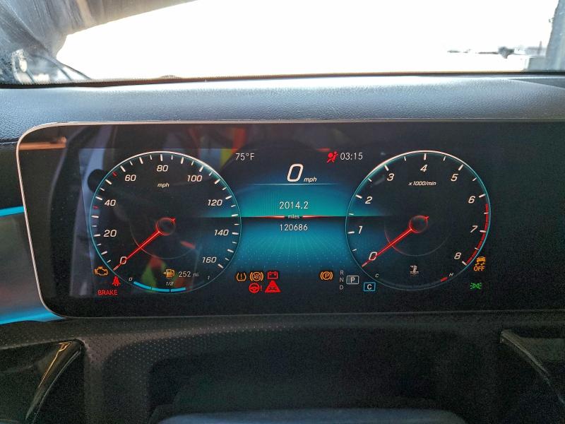 Фото 9 - MERCEDES-BENZ A-CLASS