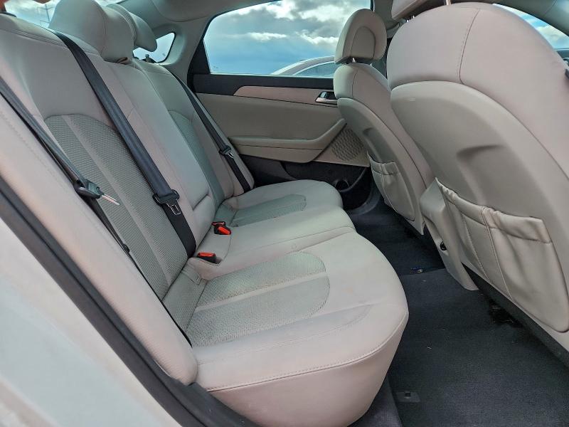 Фото 10 - HYUNDAI SONATA