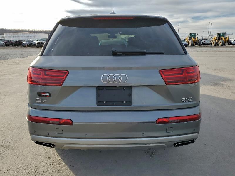 Фото 6 - AUDI Q7