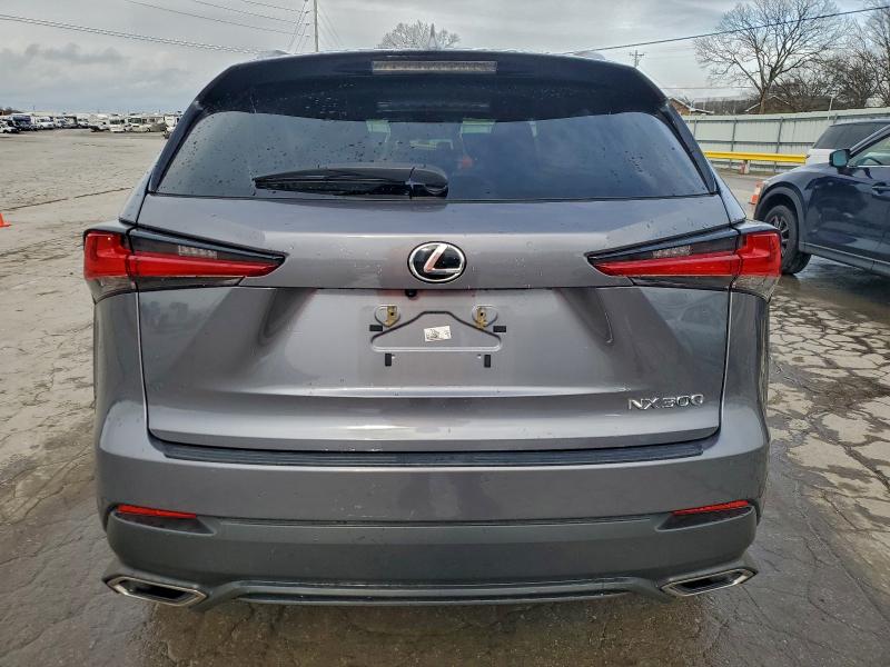 Фото 6 - LEXUS NX