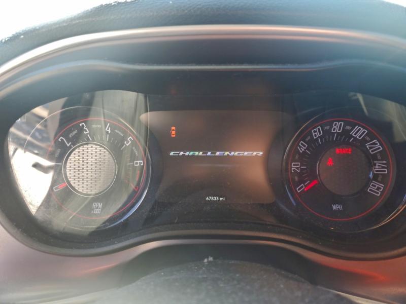 Фото 9 - DODGE CHALLENGER