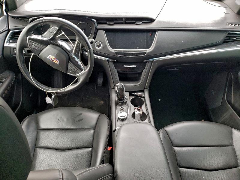 Фото 8 - CADILLAC XT5