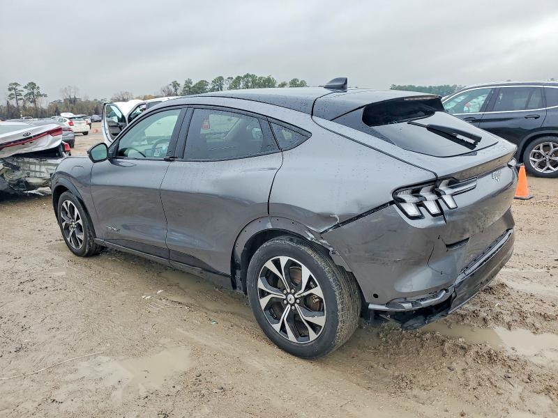 Фото 2 - FORD MUSTANG