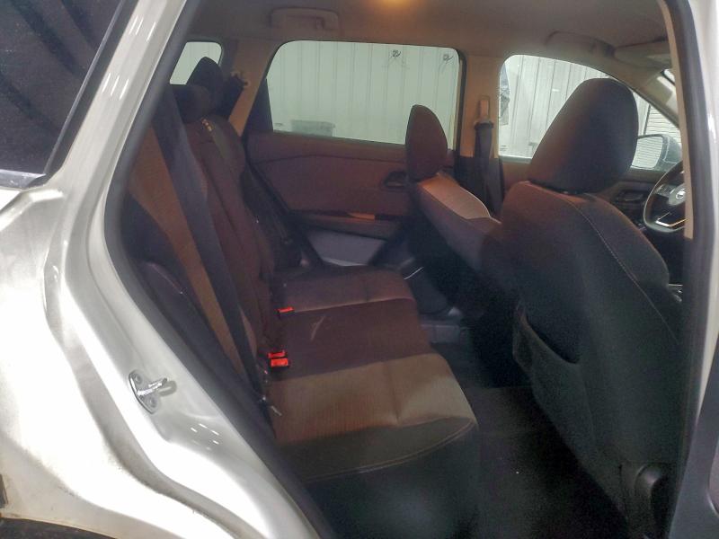 Фото 11 - NISSAN ROGUE