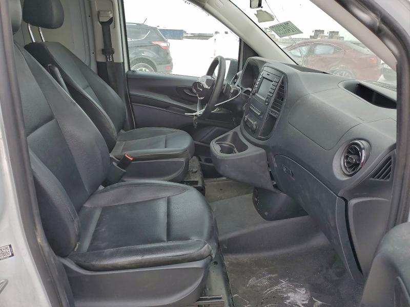 Фото 7 - MERCEDES-BENZ METRIS