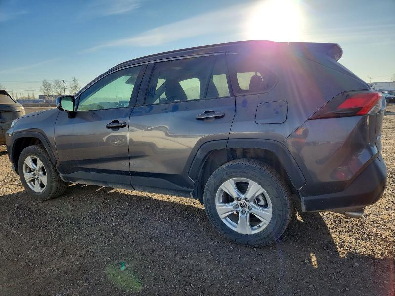 Фото 2 - TOYOTA RAV4