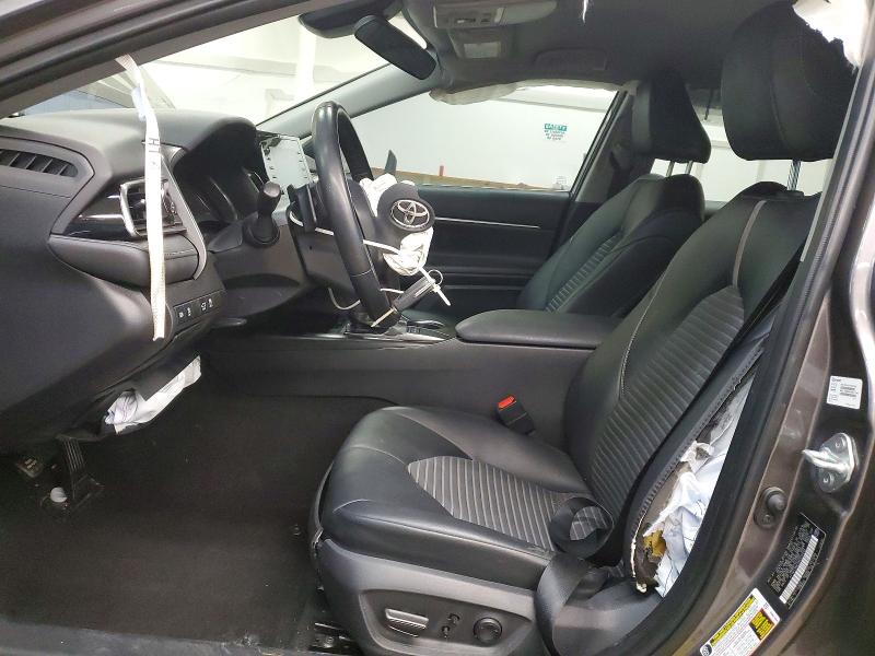 Фото 7 - TOYOTA CAMRY