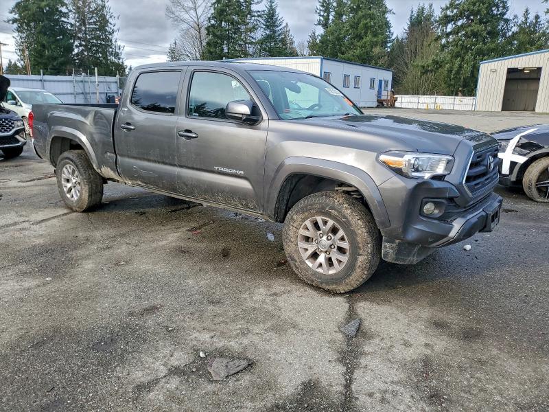 Фото 4 - TOYOTA TACOMA