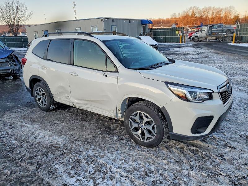 Фото 4 - SUBARU FORESTER