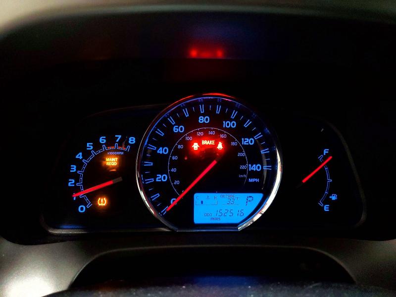 Фото 9 - TOYOTA RAV4