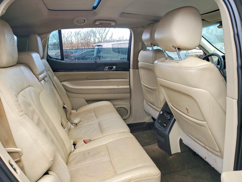 Фото 11 - LINCOLN MKT