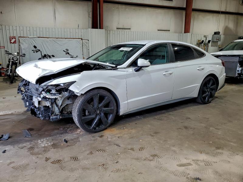 Фото 1 - HYUNDAI SONATA