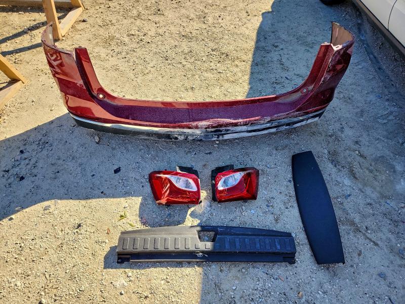 Фото 13 - CHEVROLET EQUINOX