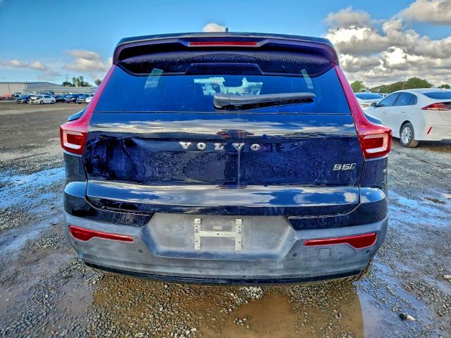 Фото 6 - VOLVO XC40 PLUS