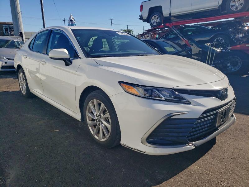 Фото 4 - TOYOTA CAMRY