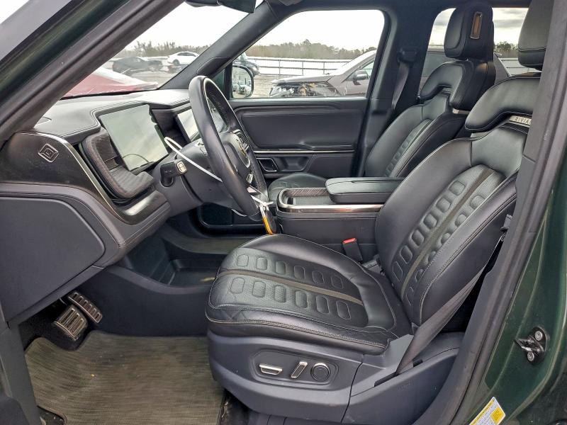 RIVIAN RIS 2022 VIN 7PDSGABL9NN000891