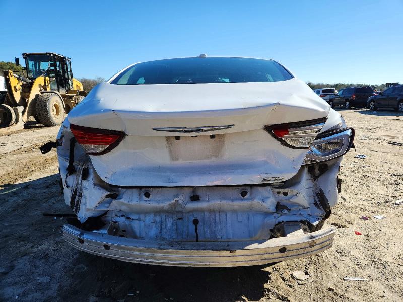 Фото 6 - CHRYSLER 200