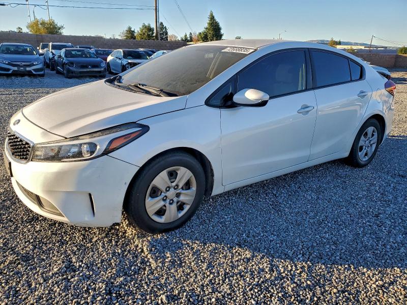 Фото 1 - KIA FORTE