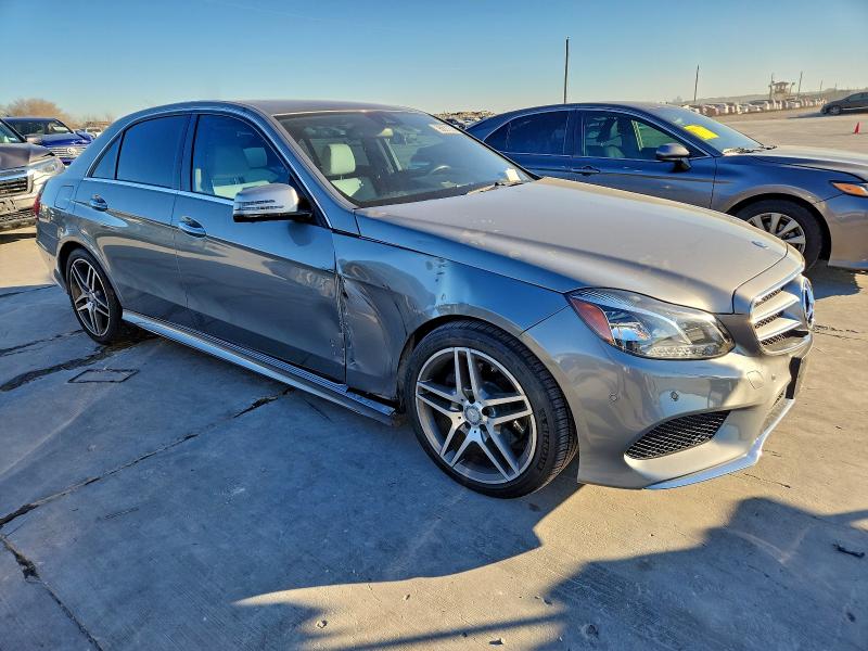 Фото 4 - MERCEDES-BENZ E-CLASS