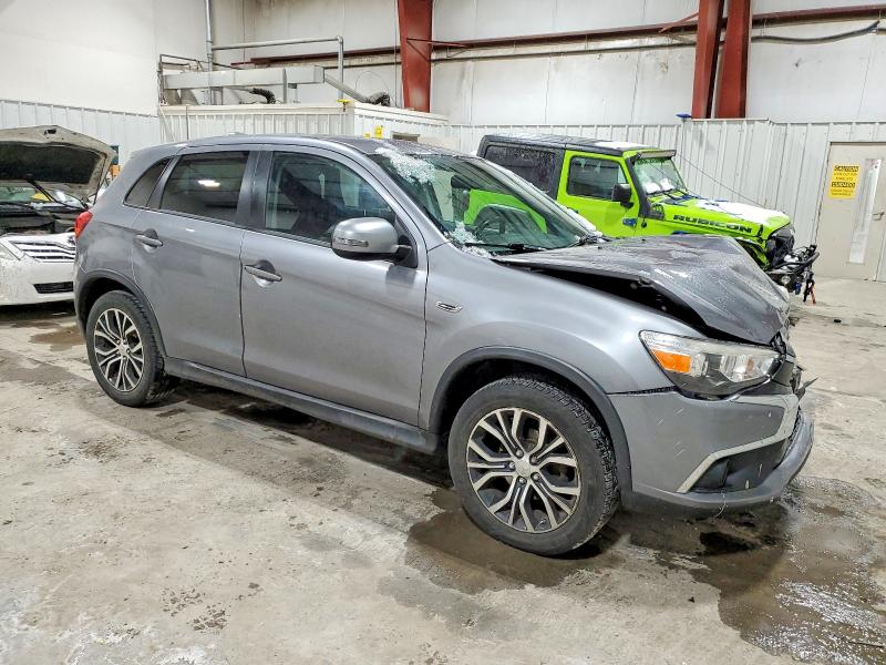 Фото 4 - MITSUBISHI OUTLANDER