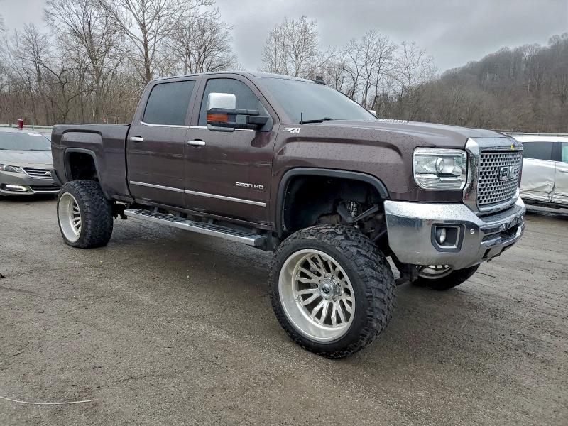 Фото 4 - GMC SIERRA