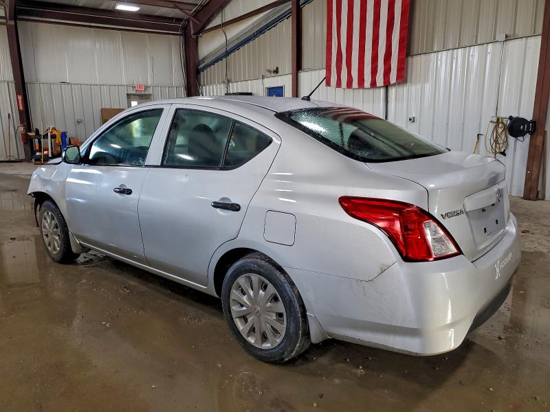 Фото 2 - NISSAN VERSA