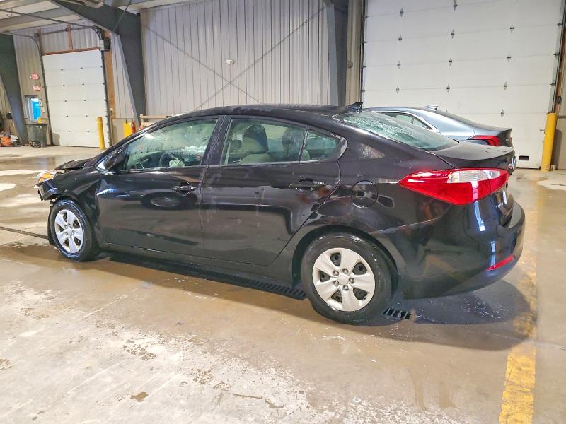 Фото 2 - KIA FORTE