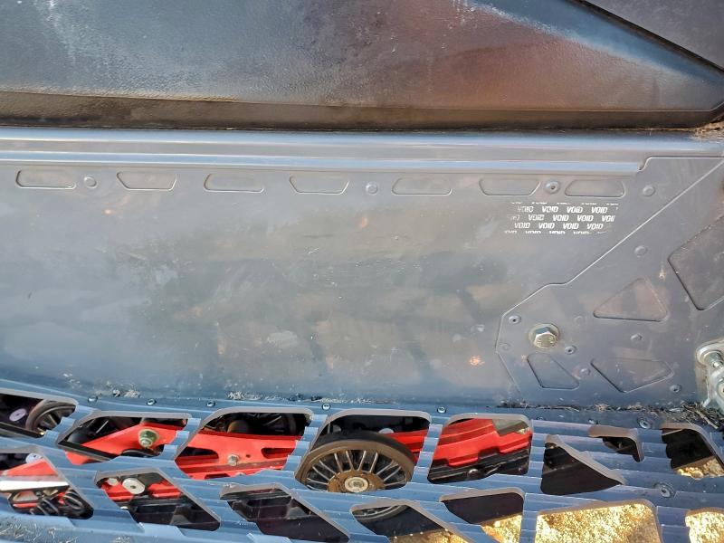 SKI-DOO SNOWMOBILE 2021