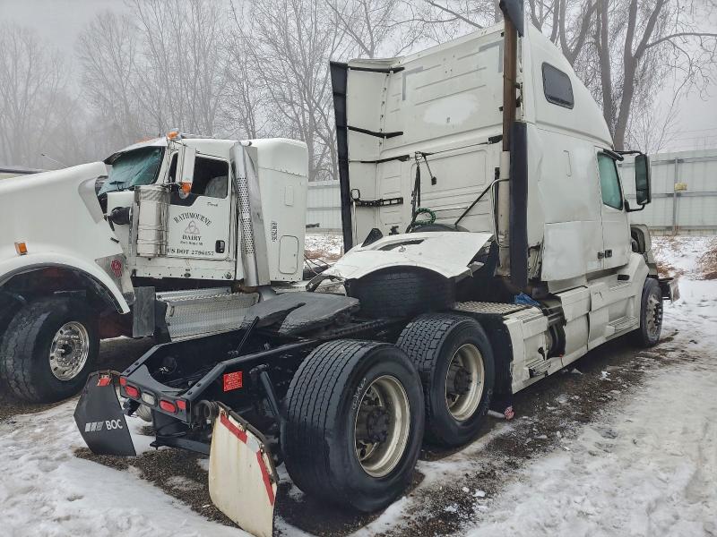 Фото 4 - VOLVO All Models