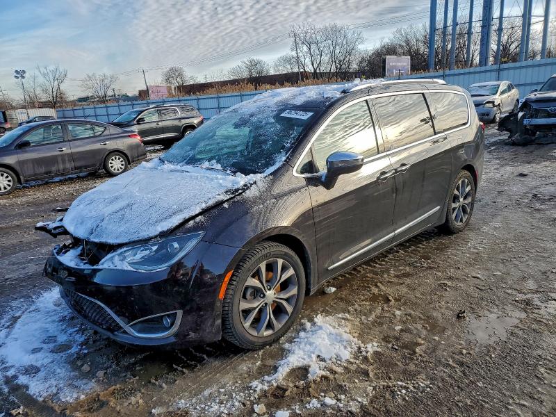 Фото 1 - CHRYSLER PACIFICA