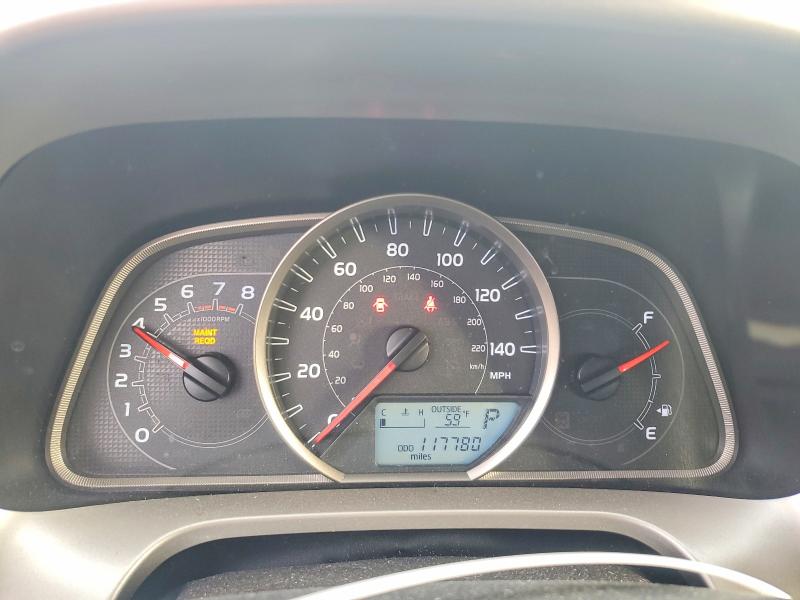 Фото 9 - TOYOTA RAV4