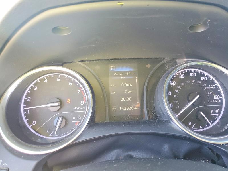 Фото 9 - TOYOTA CAMRY