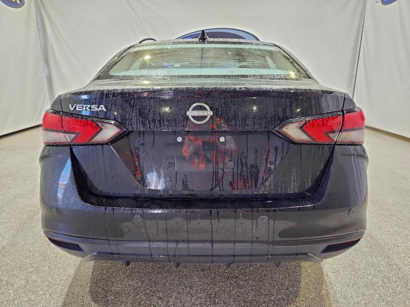 Фото 6 - NISSAN VERSA