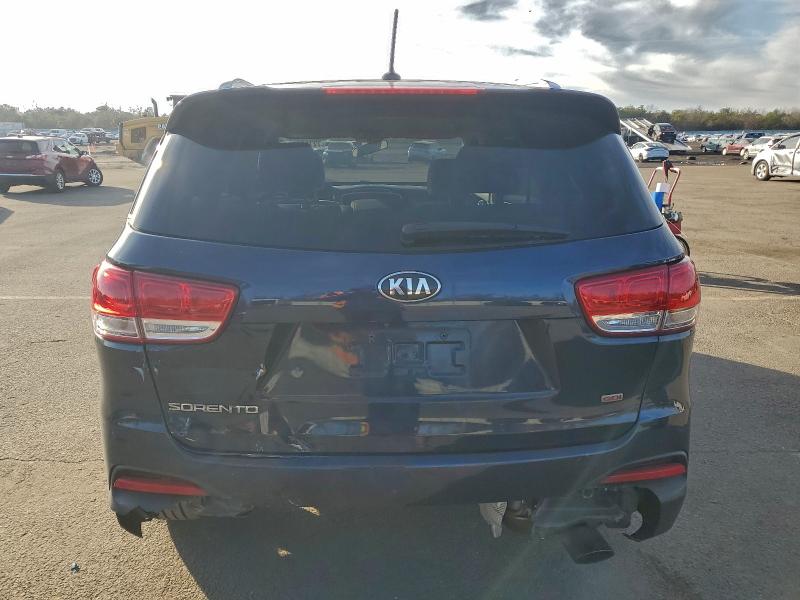 Фото 6 - KIA SORENTO