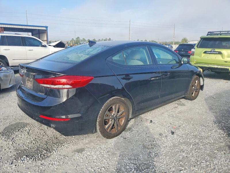 Фото 3 - HYUNDAI ELANTRA