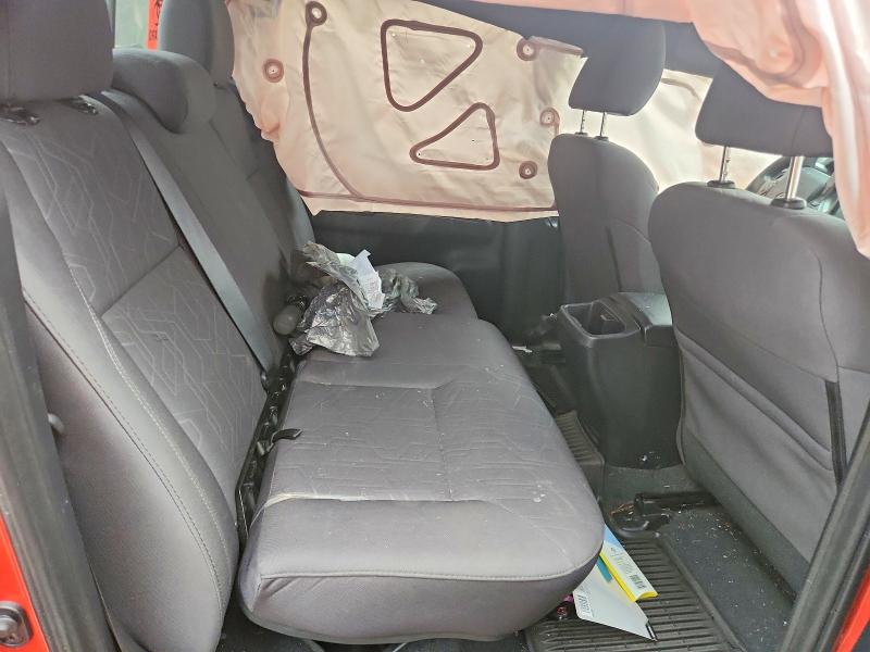 Фото 10 - TOYOTA TACOMA