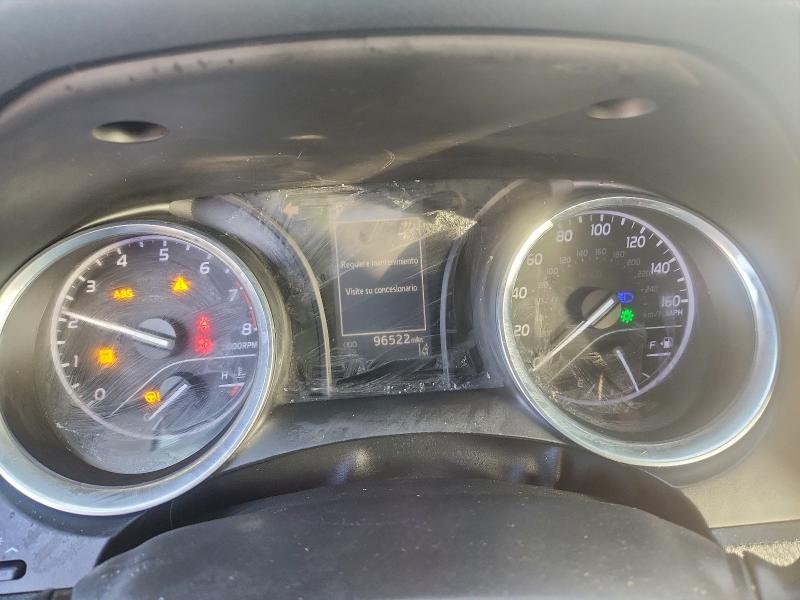 Фото 9 - TOYOTA CAMRY