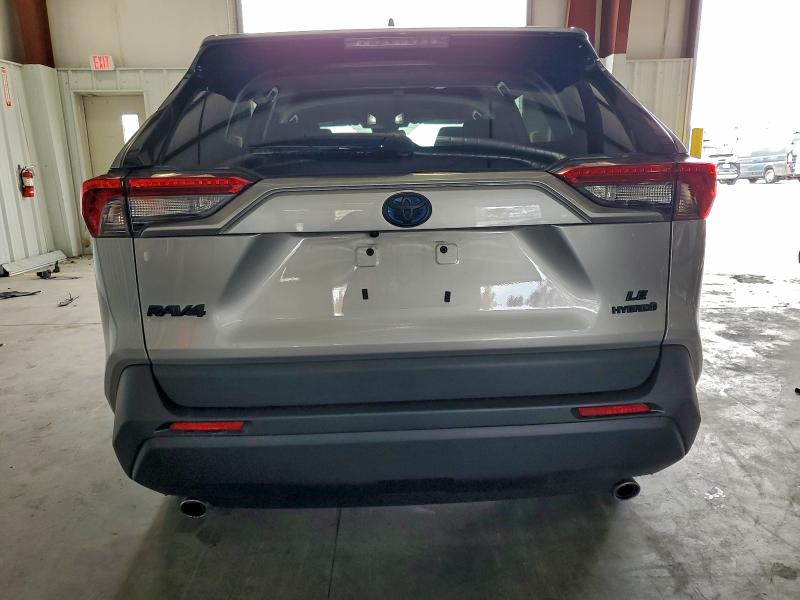 Фото 6 - TOYOTA RAV4