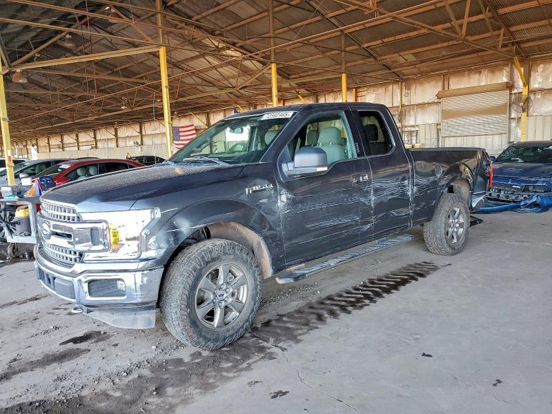Фото 1 - FORD F-150
