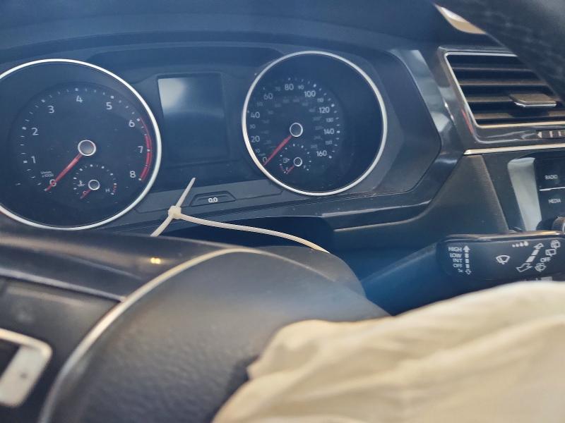 Фото 9 - VOLKSWAGEN TIGUAN