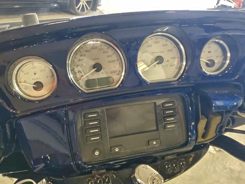 HARLEY-DAVIDSON FL 2014