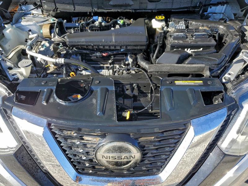 Фото 12 - NISSAN ROGUE