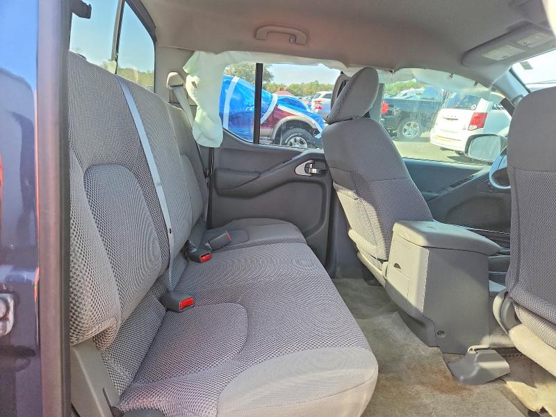 Фото 10 - NISSAN FRONTIER