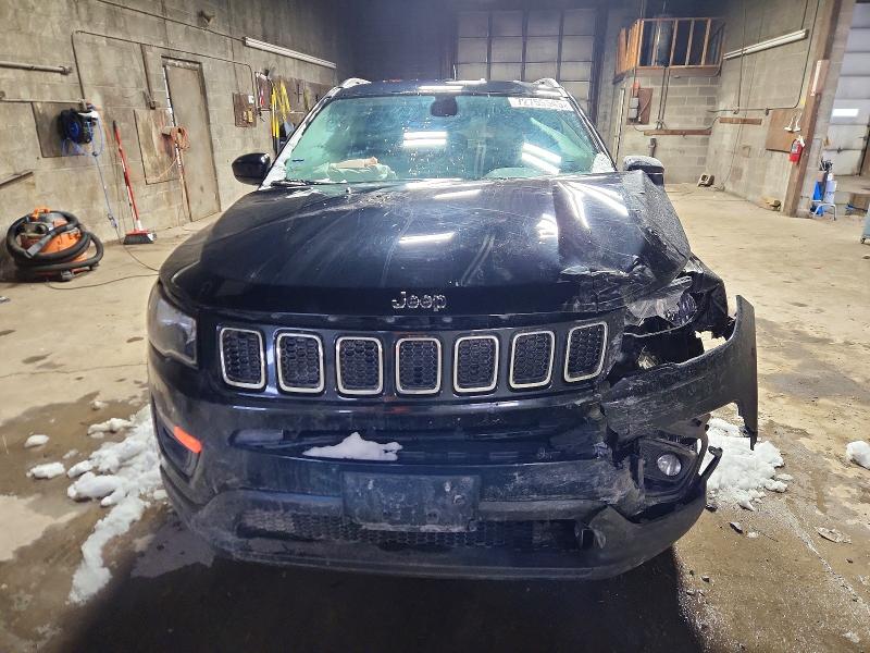 Фото 5 - JEEP COMPASS