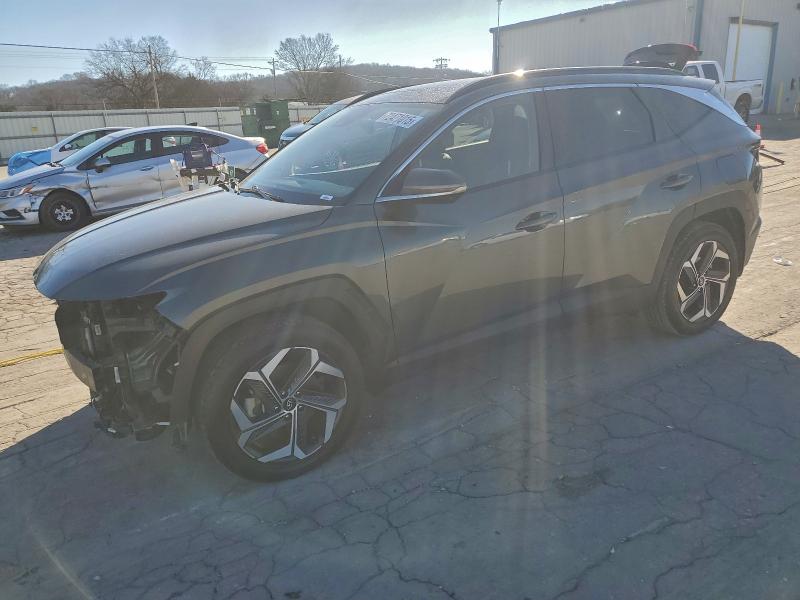 Фото 1 - HYUNDAI TUCSON