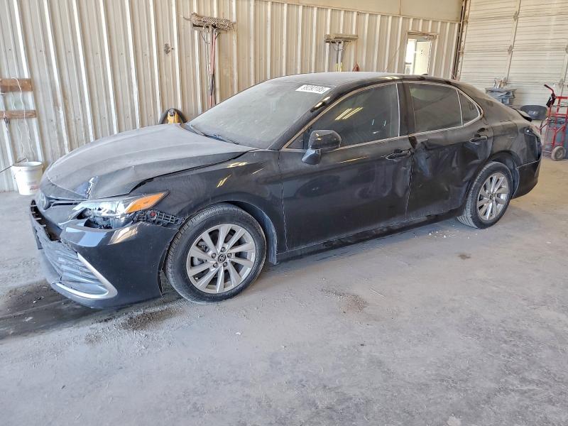 Фото 1 - TOYOTA CAMRY