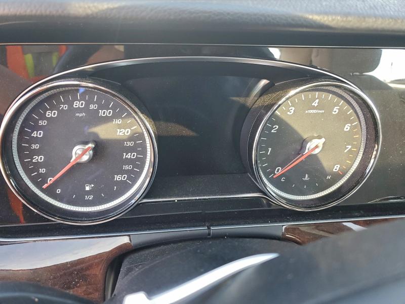 Фото 9 - MERCEDES-BENZ E-CLASS