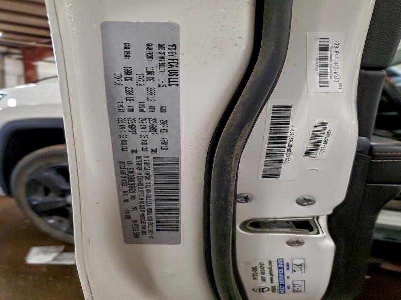 Фото 13 - JEEP COMPASS