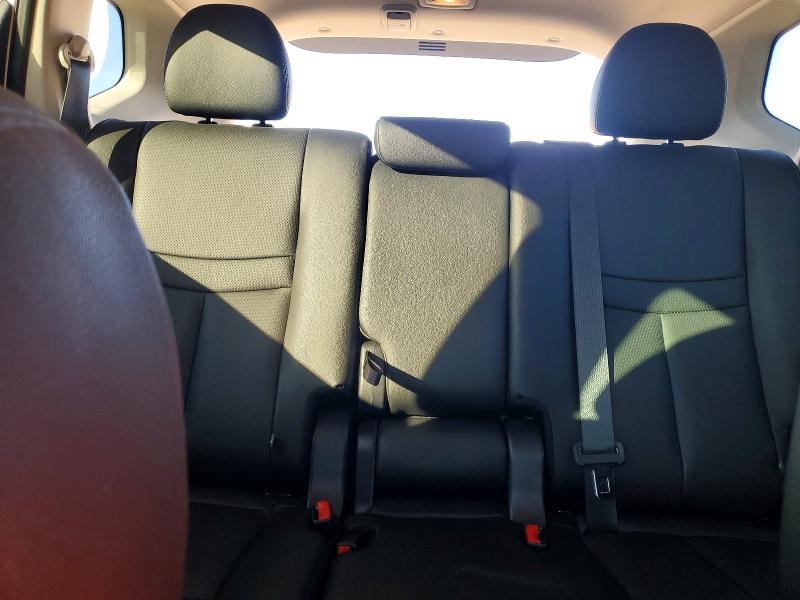 Фото 10 - NISSAN ROGUE