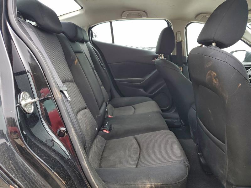 Фото 10 - MAZDA 3